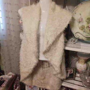 Faux Fur Crocheted Vest Size 2x